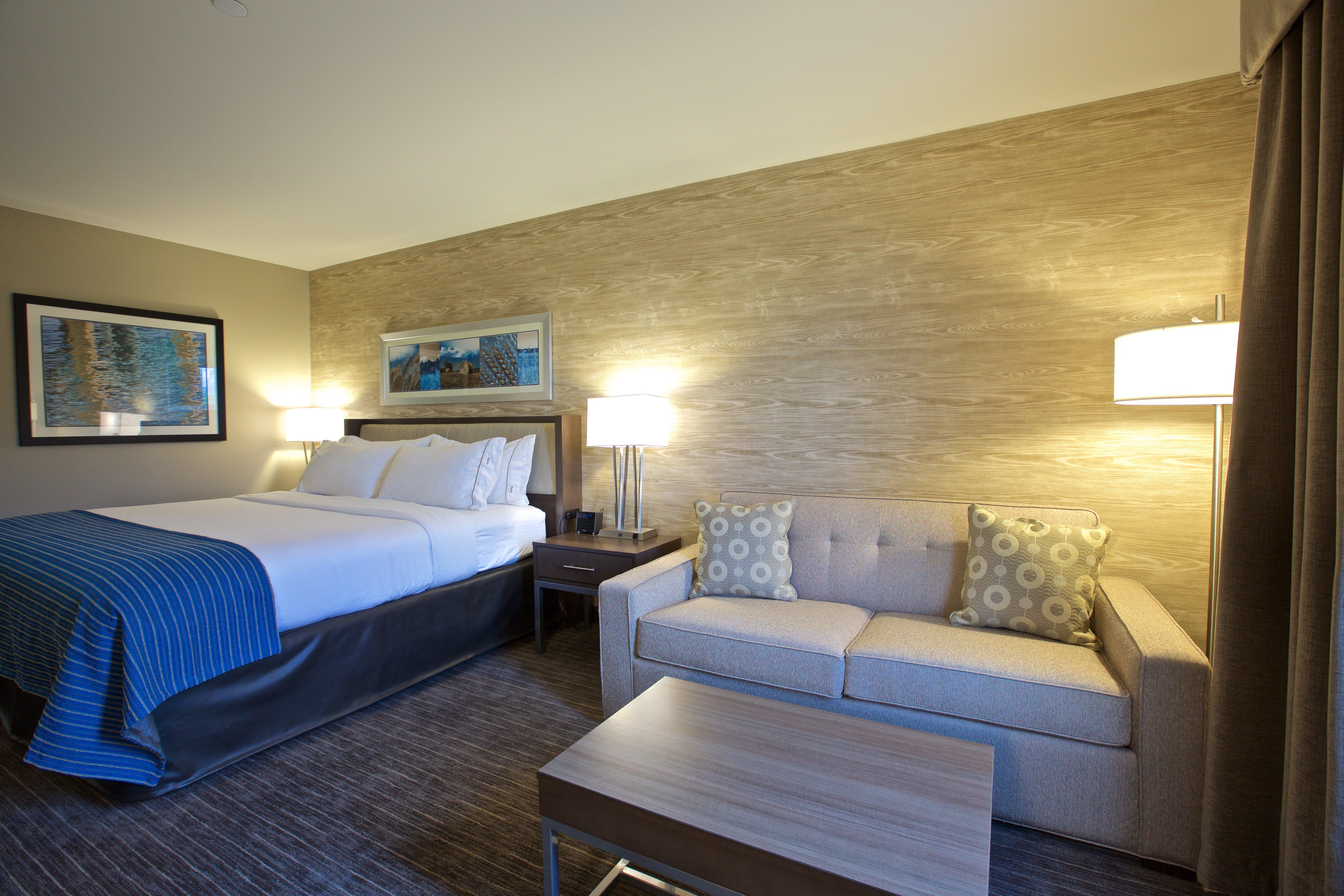 Holiday Inn Express Fargo Sw I94 Medical Center, An Ihg Hotel Exteriör bild