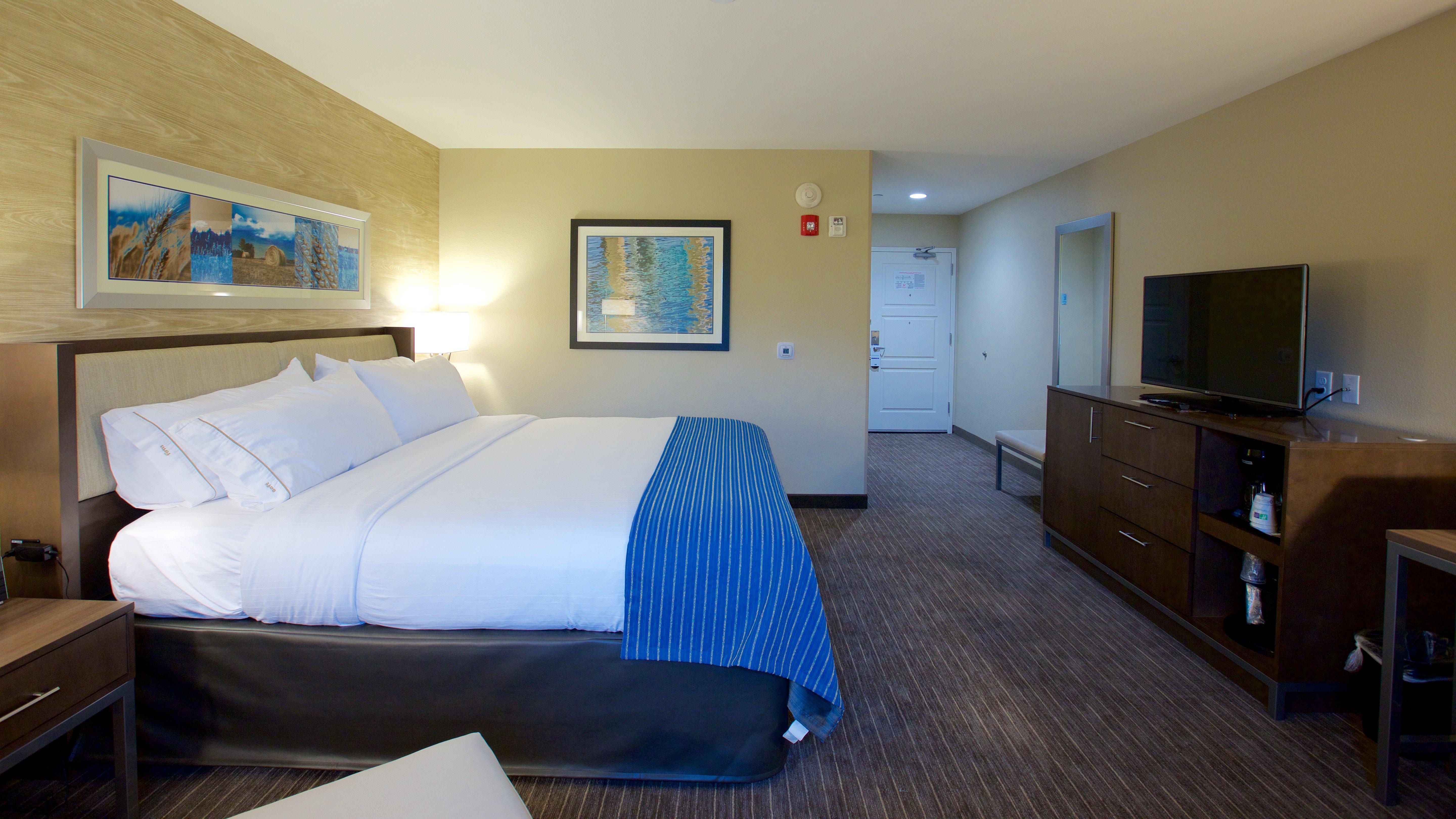 Holiday Inn Express Fargo Sw I94 Medical Center, An Ihg Hotel Exteriör bild