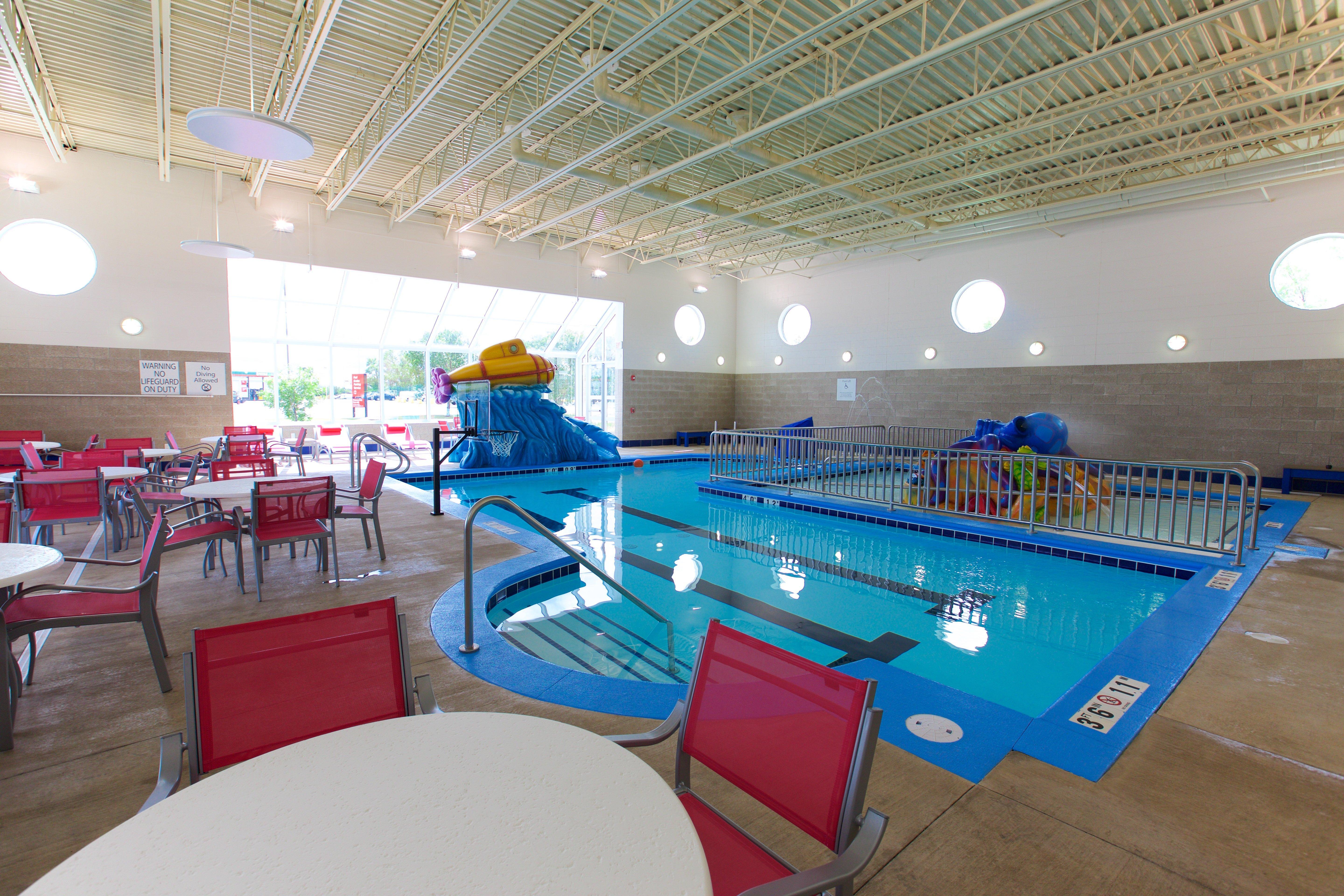 Holiday Inn Express Fargo Sw I94 Medical Center, An Ihg Hotel Exteriör bild