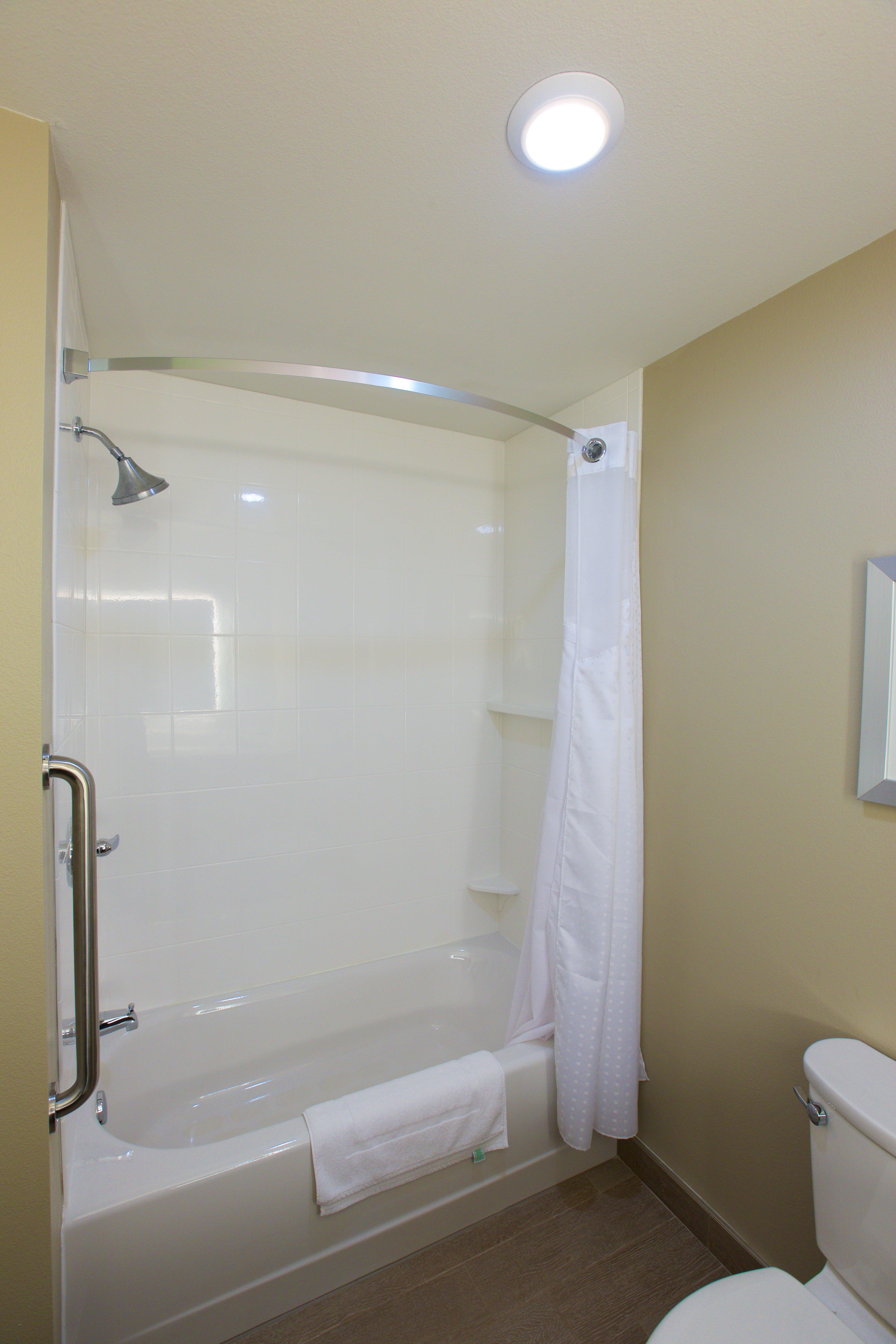 Holiday Inn Express Fargo Sw I94 Medical Center, An Ihg Hotel Exteriör bild