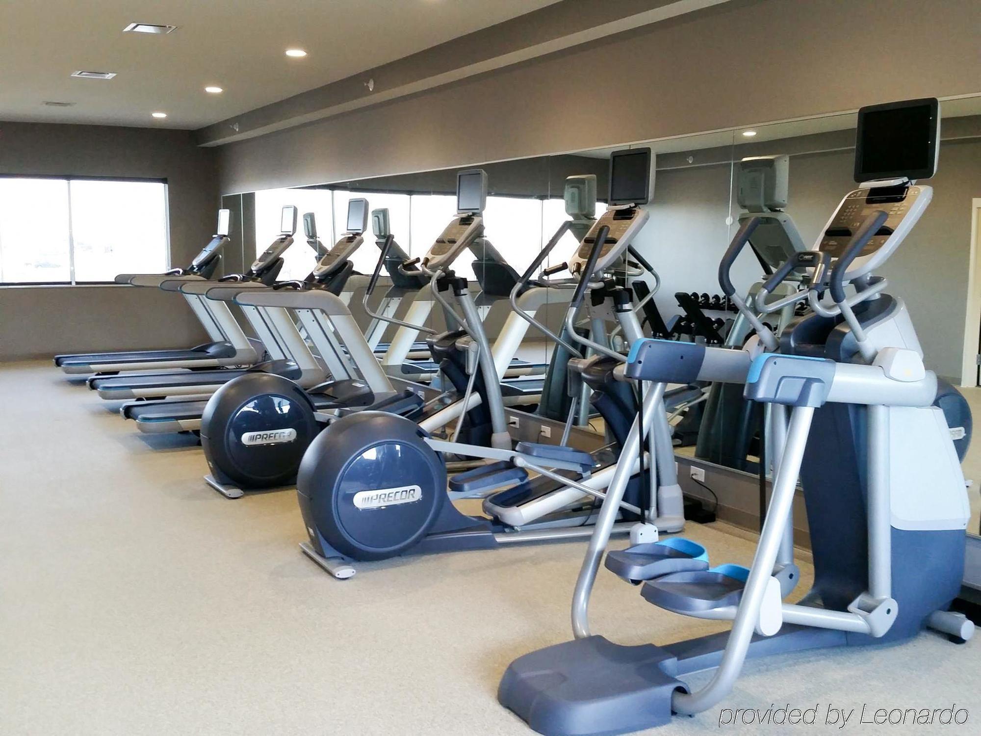 Holiday Inn Express Fargo Sw I94 Medical Center, An Ihg Hotel Exteriör bild